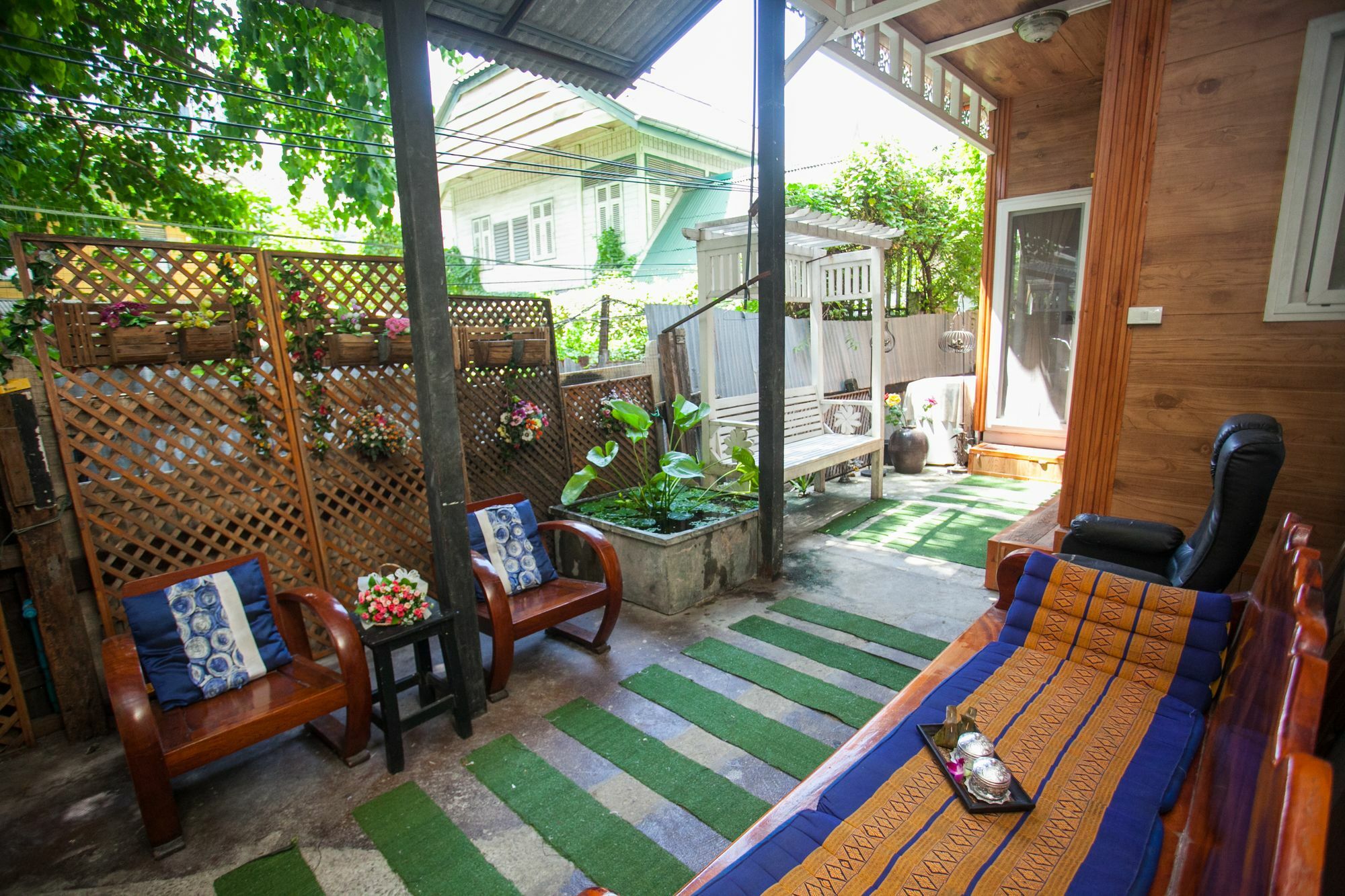 Laksameenarai - Hostel/backpacker Hotel